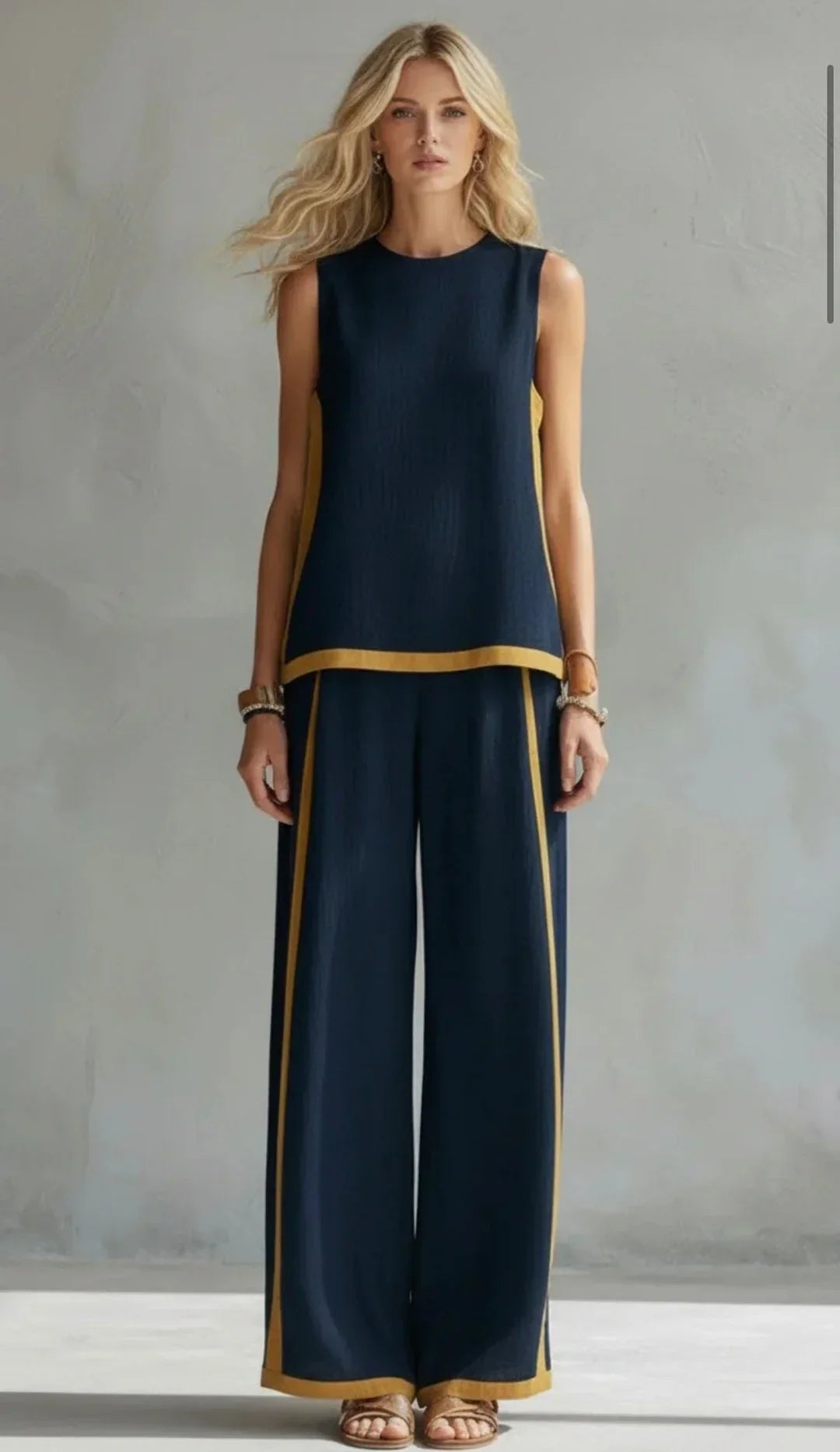 Ursula - Elegant og casual sæt med vest og bukser med tofarvede detaljer